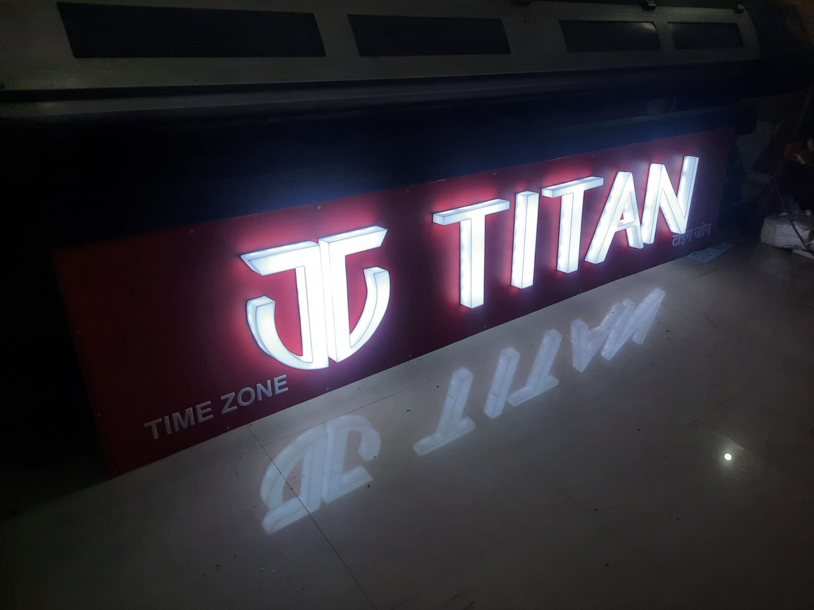Led letter board