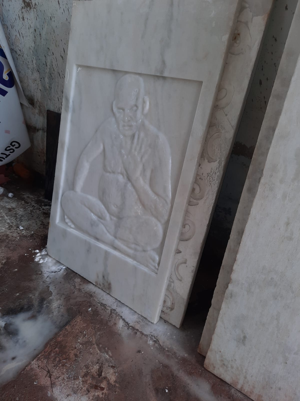 Marble engraving